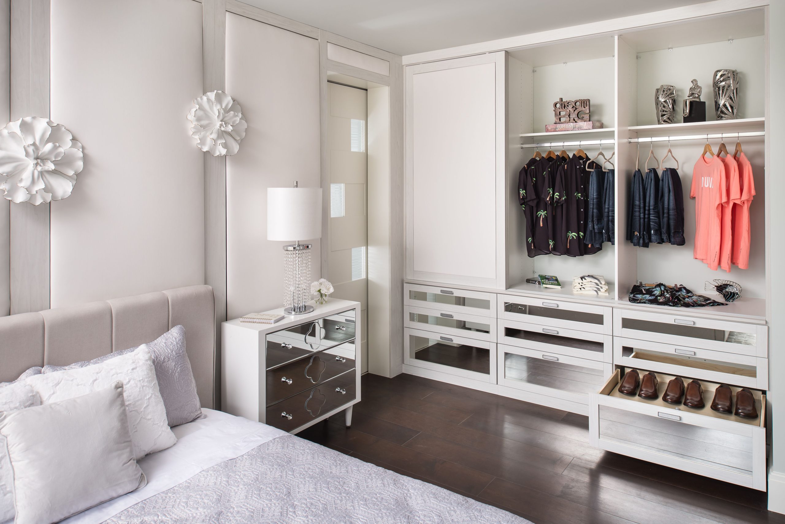 Are Built-in Custom Wardrobe Cabinets Worth It?